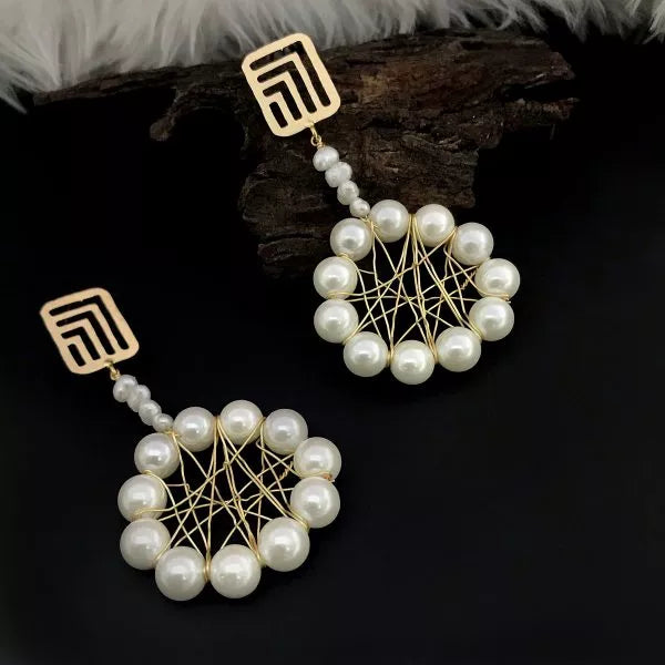 Pearl quilted earrings