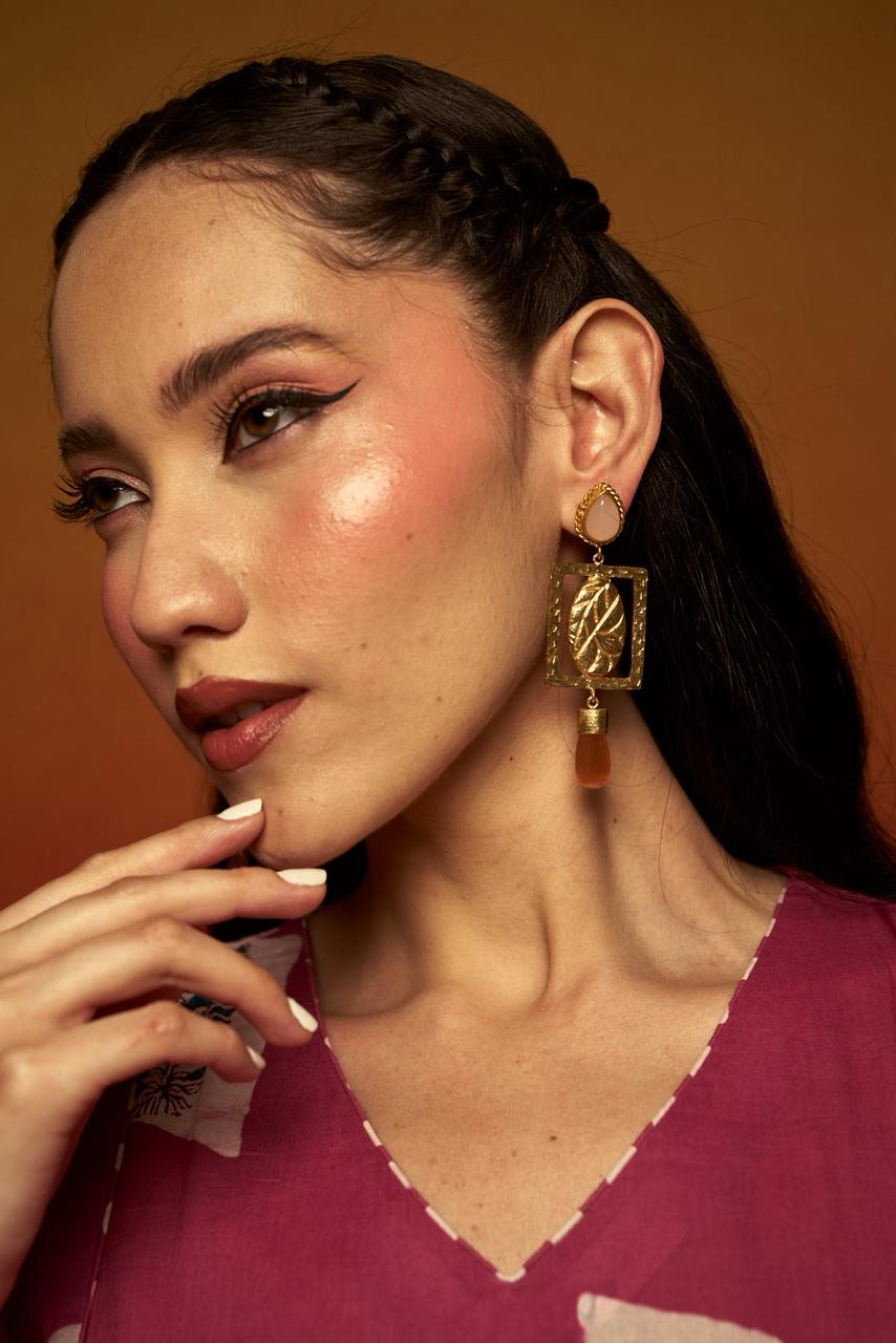 Buy elegant stone earring online