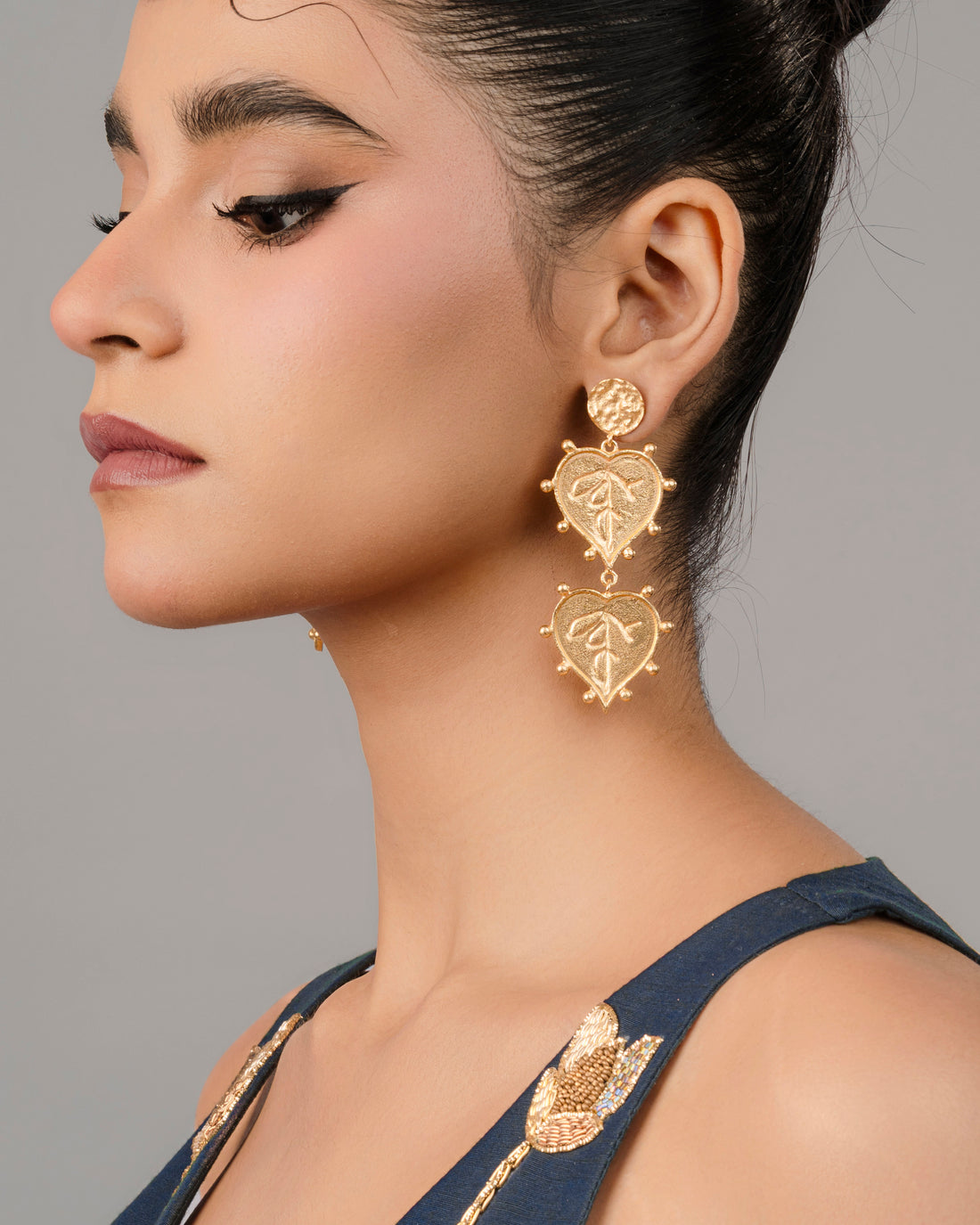 gold plated heart shaped dang drop earring for women