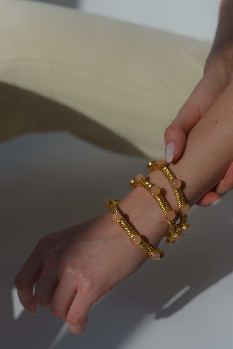 Quartz Stone Pink Kada