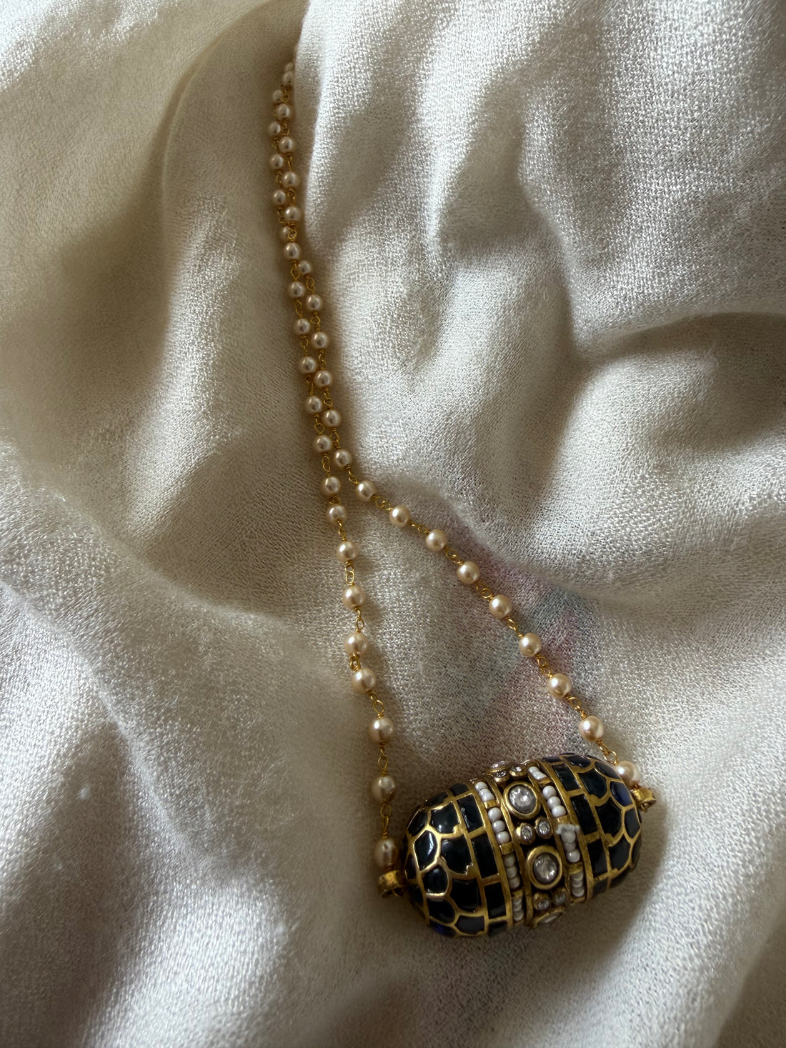 Potli Bag Jadau Pendent Necklace