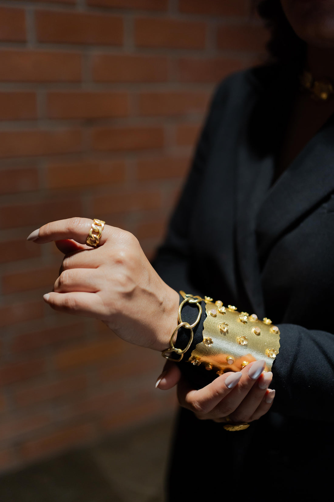 Petite flower bracelet