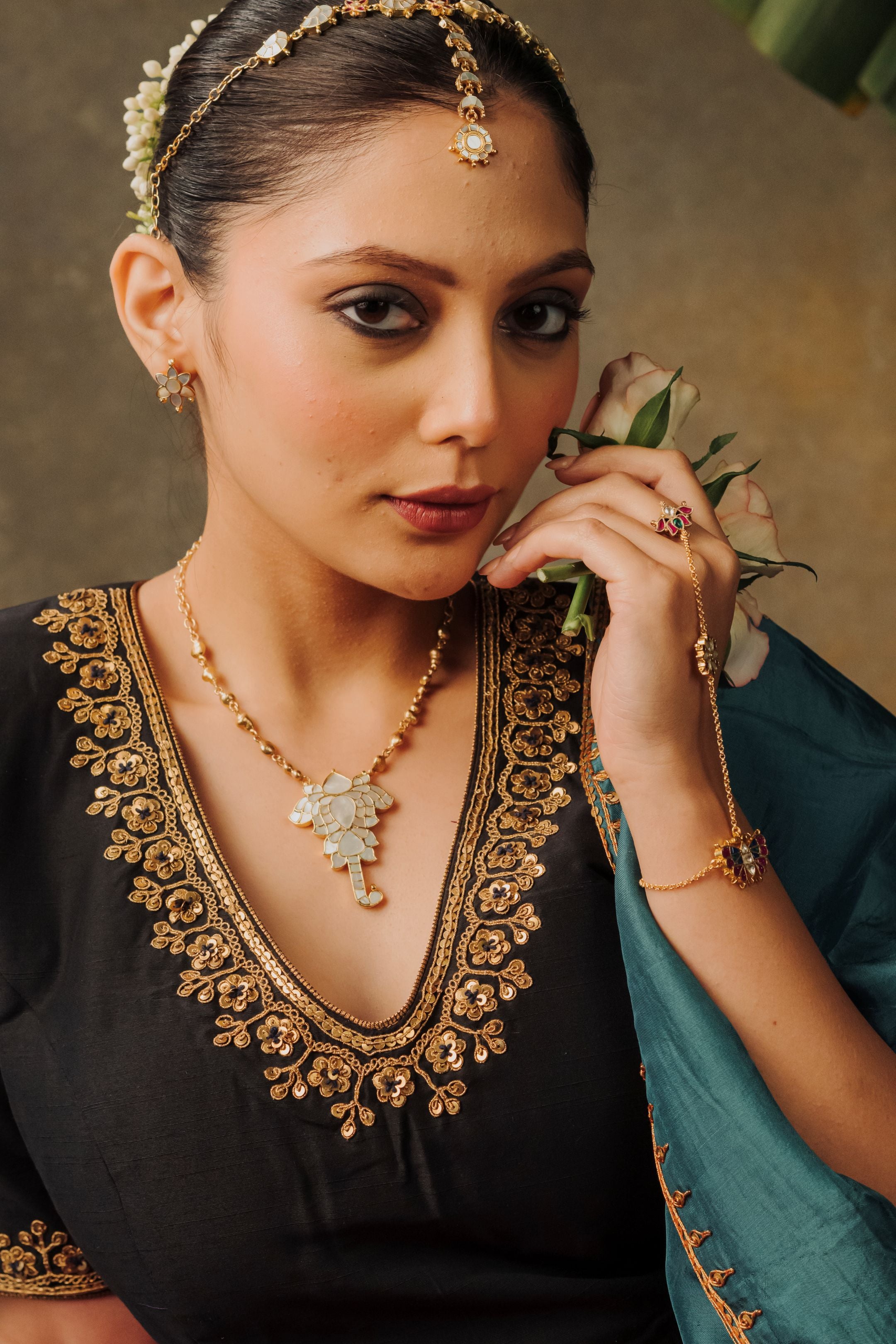 Indira Fleur Necklace