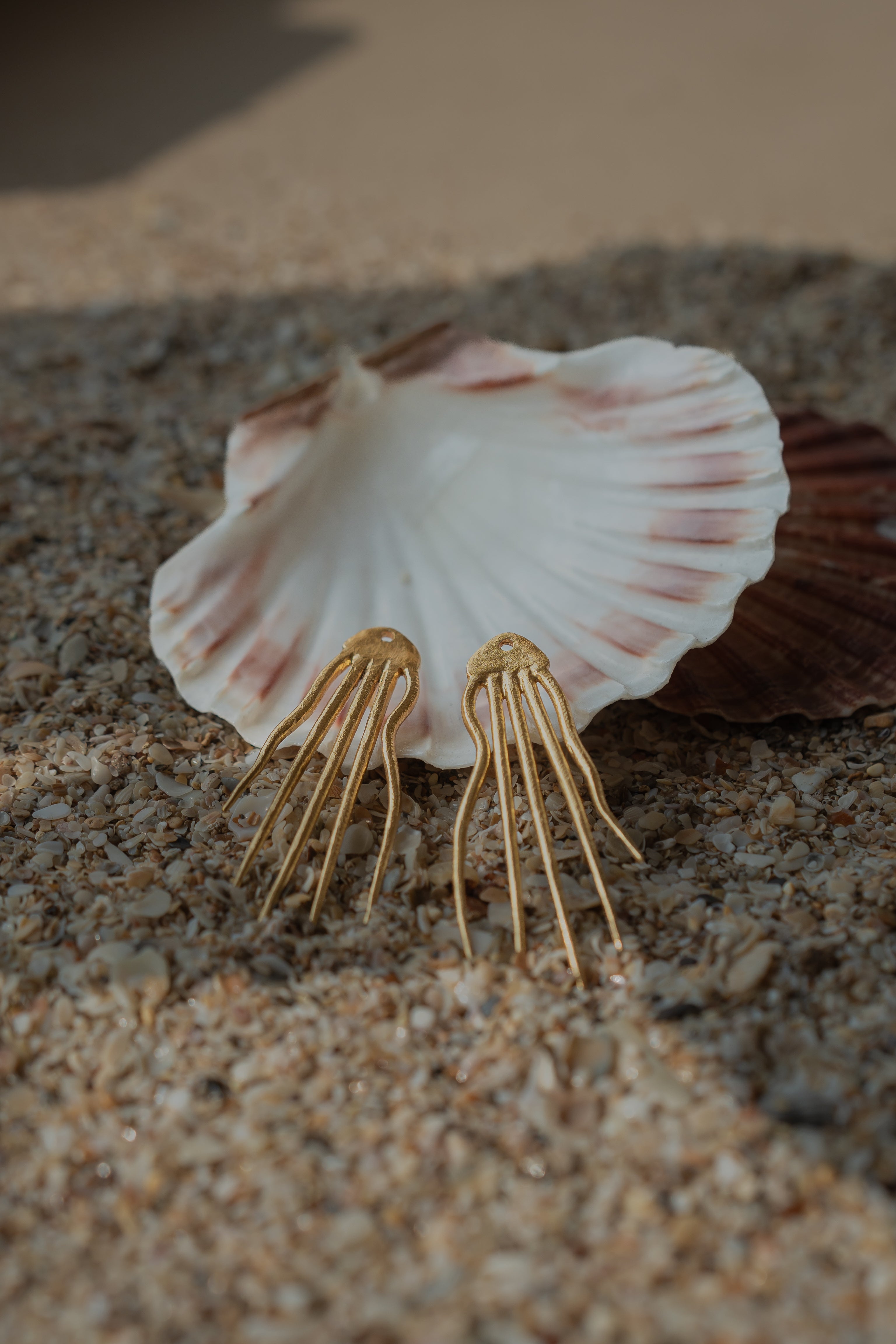 Octo resort Earrings