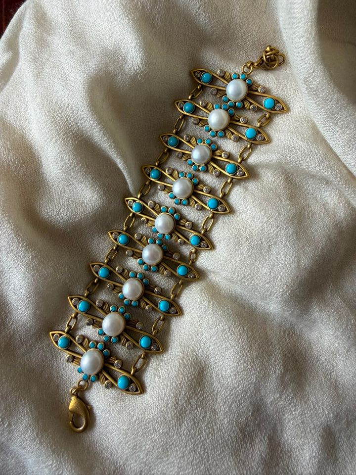 Buy Turquoise kundan pearl bracelet for wedding in Ahmedabad