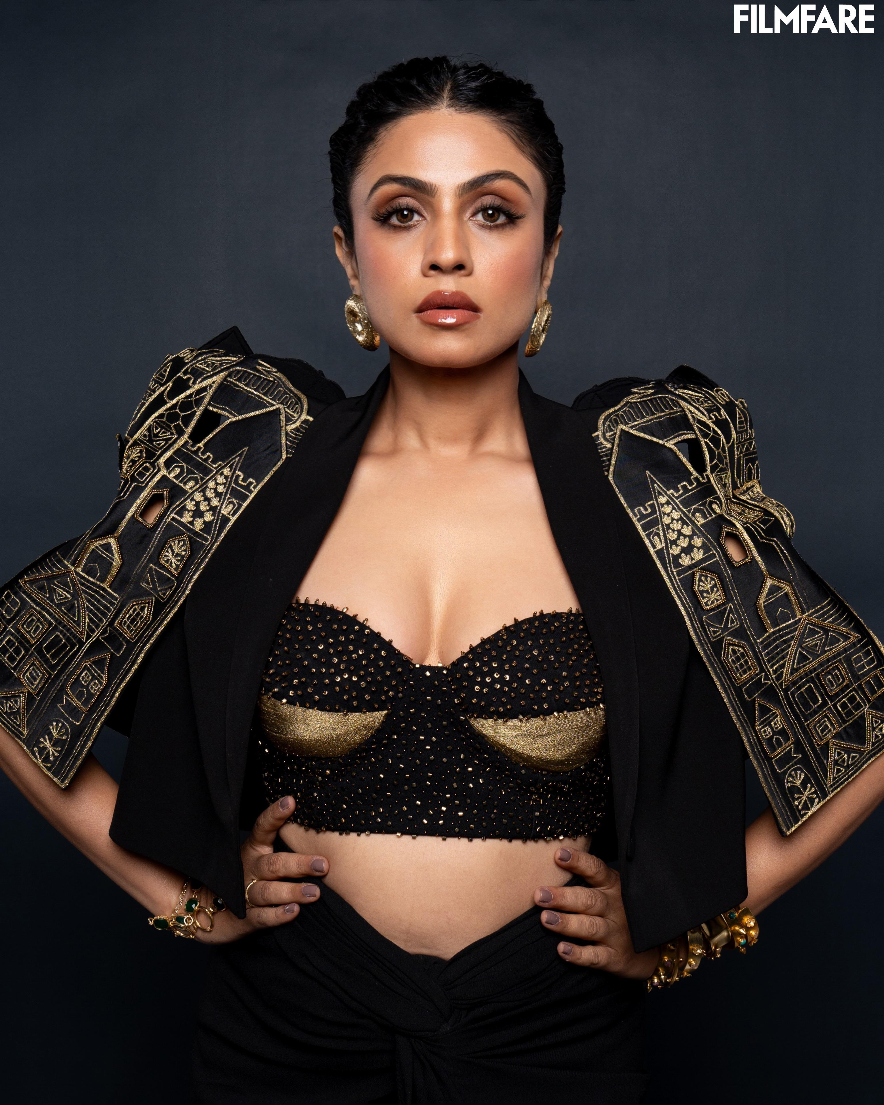 Mansi Parikh In BaalaJewels Donuts Earrings