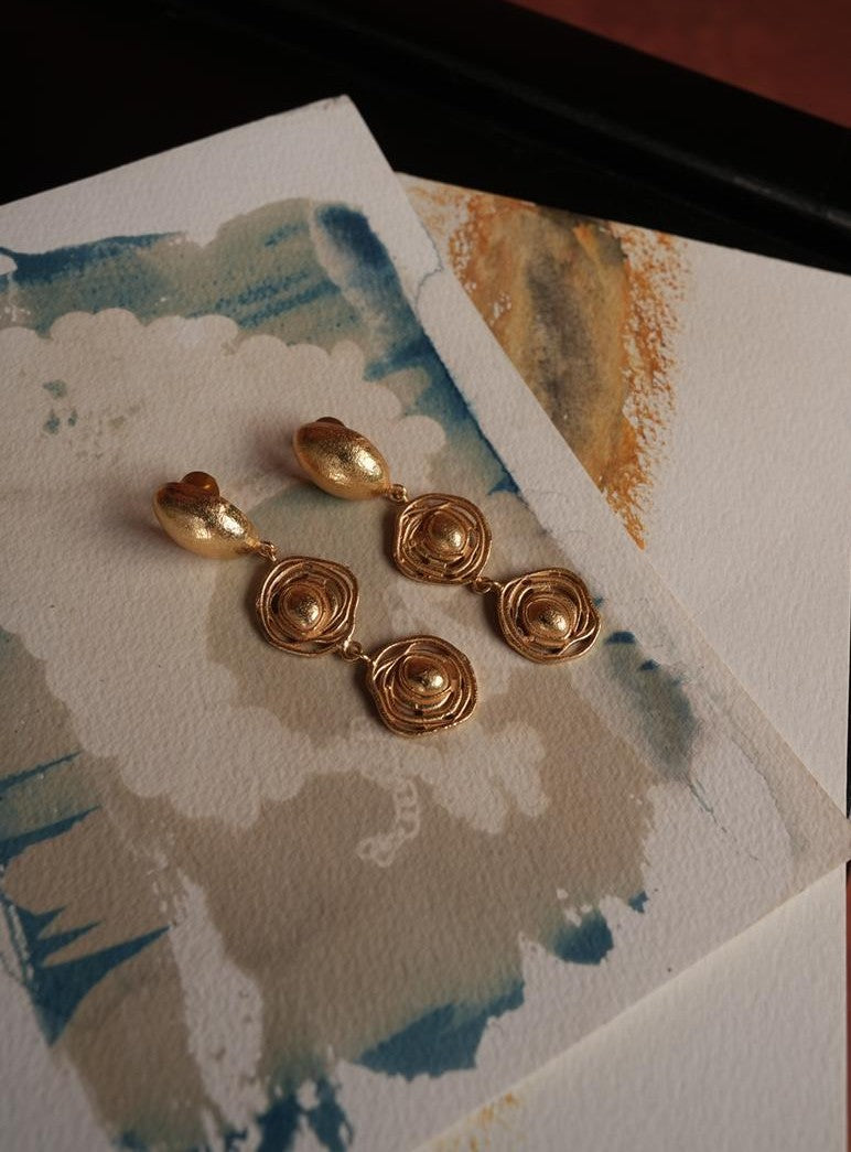 Classy Dangle drop earring