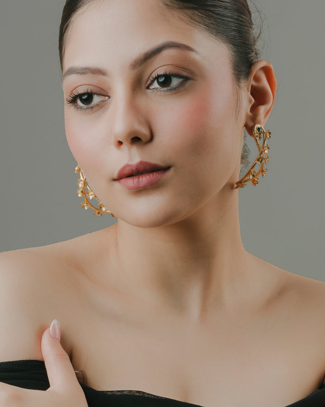 Anti-tarnish gold-plated statement drop earrings suitable for party wear and special occasions