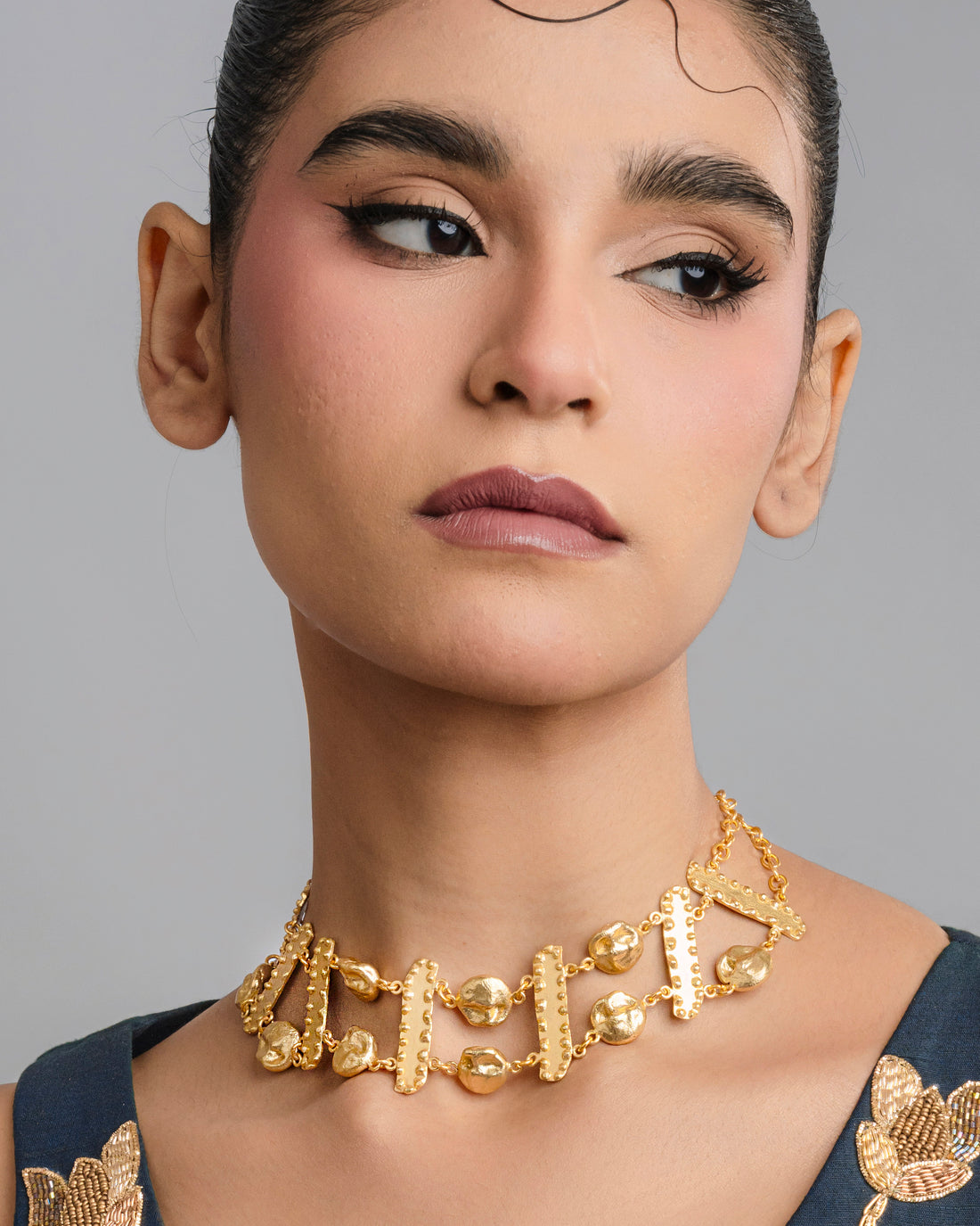 double-layered stripe Necklace for women