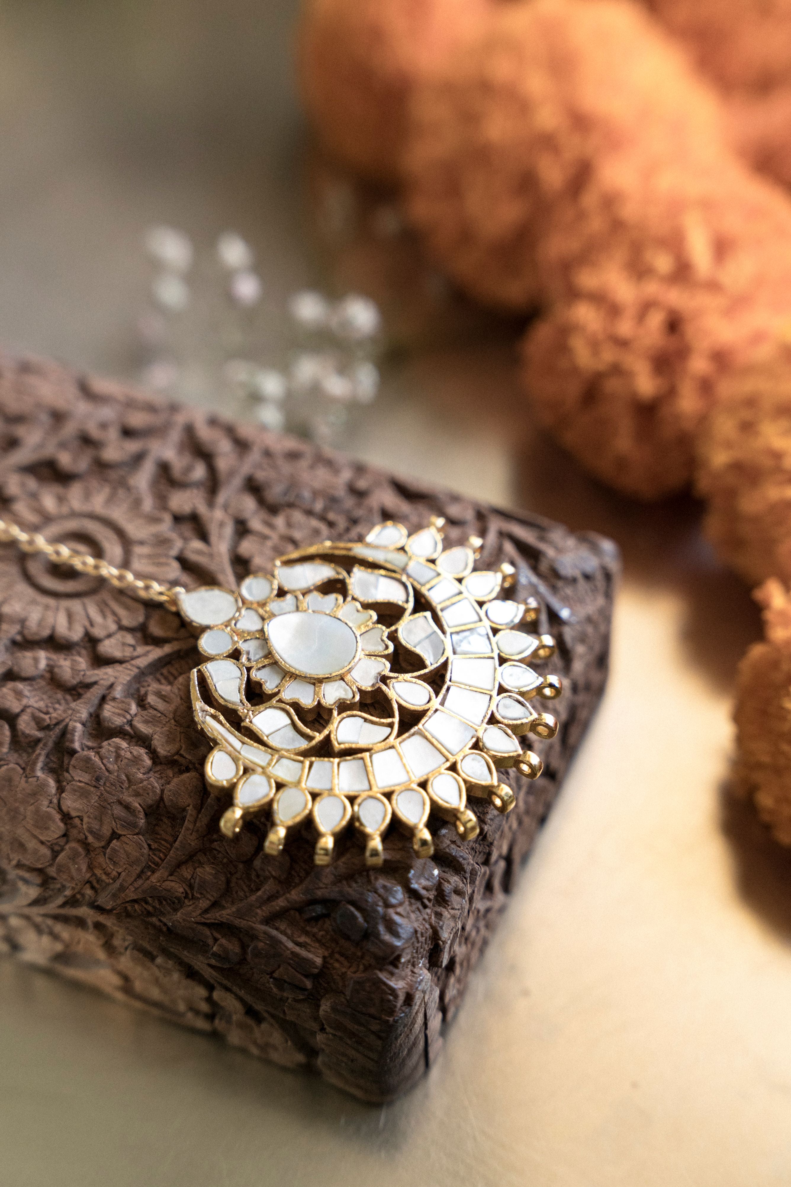 Gold and Mother of Pearl Chandni Mangtika headpiece for women